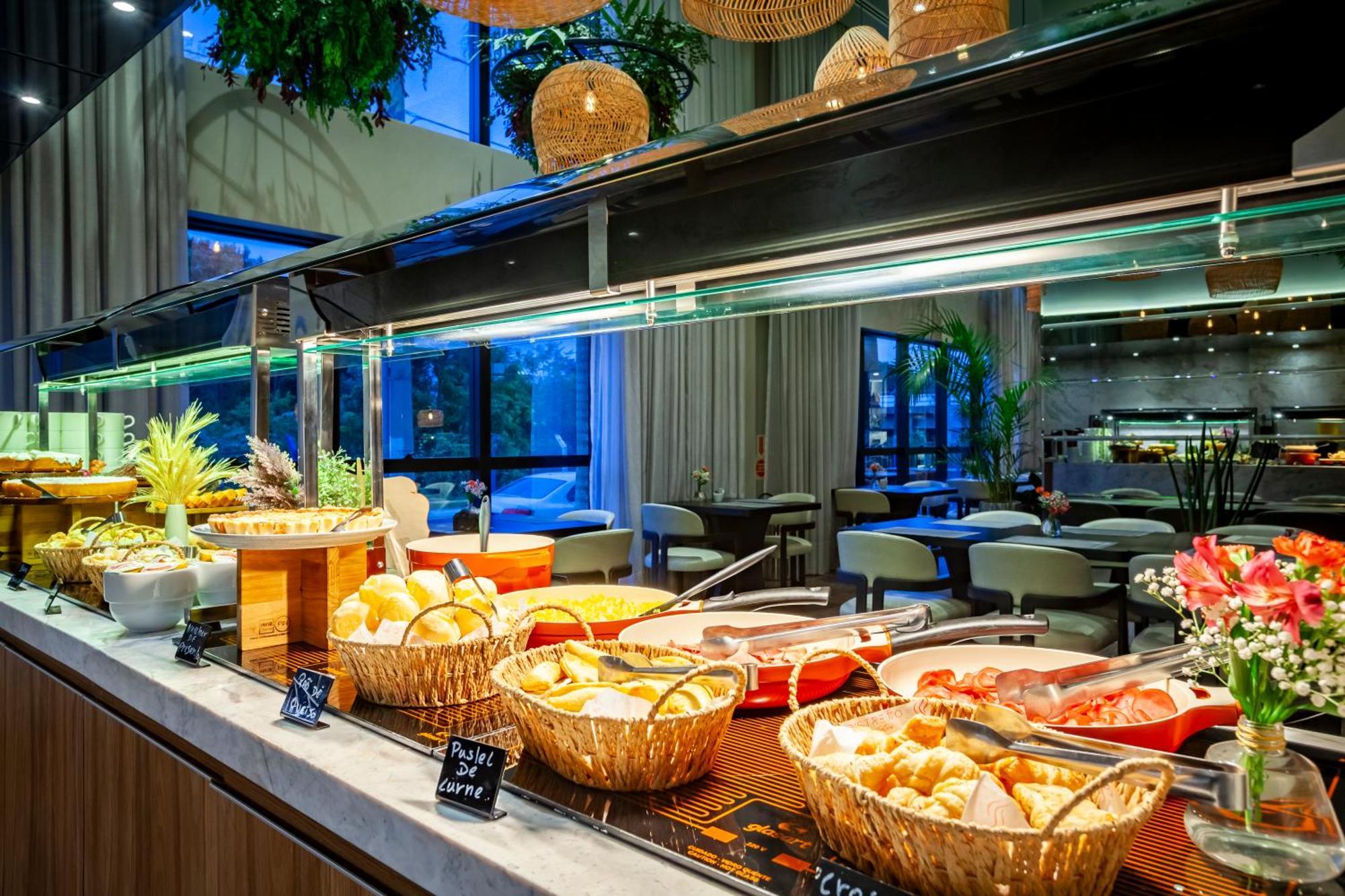 Tri Hotel Premium Itapema Zewnętrze zdjęcie